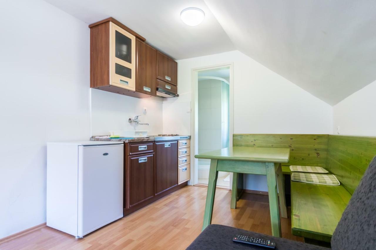 Apartments Henigman 보히니 외부 사진